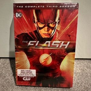 👻 5 for $50 NWT The Flash: The Complete Third Season